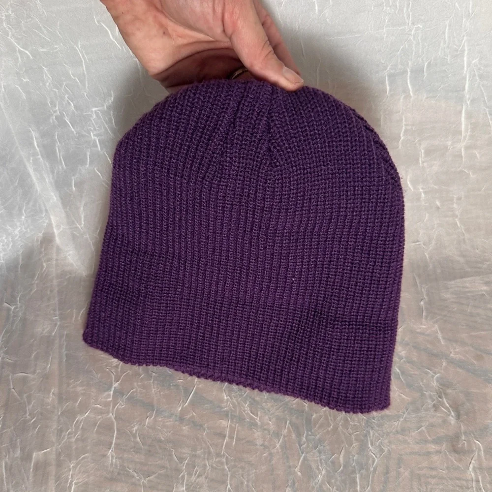 3/$20 💥 Kids Panda Patch Purple Beanie Hat‎ NWOT